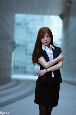 年轻的母亲4线手