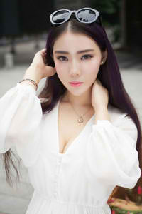 美女暴露无遮挡黄