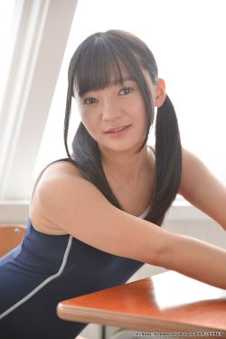 钢管舞娘
