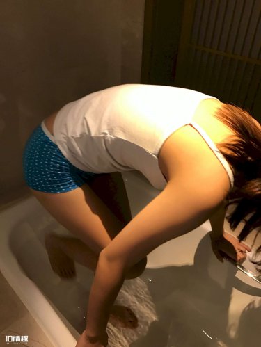 成人无码不卡免费播