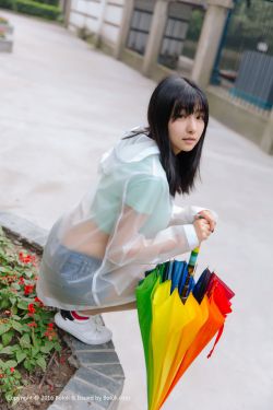 云朵上的羊角花